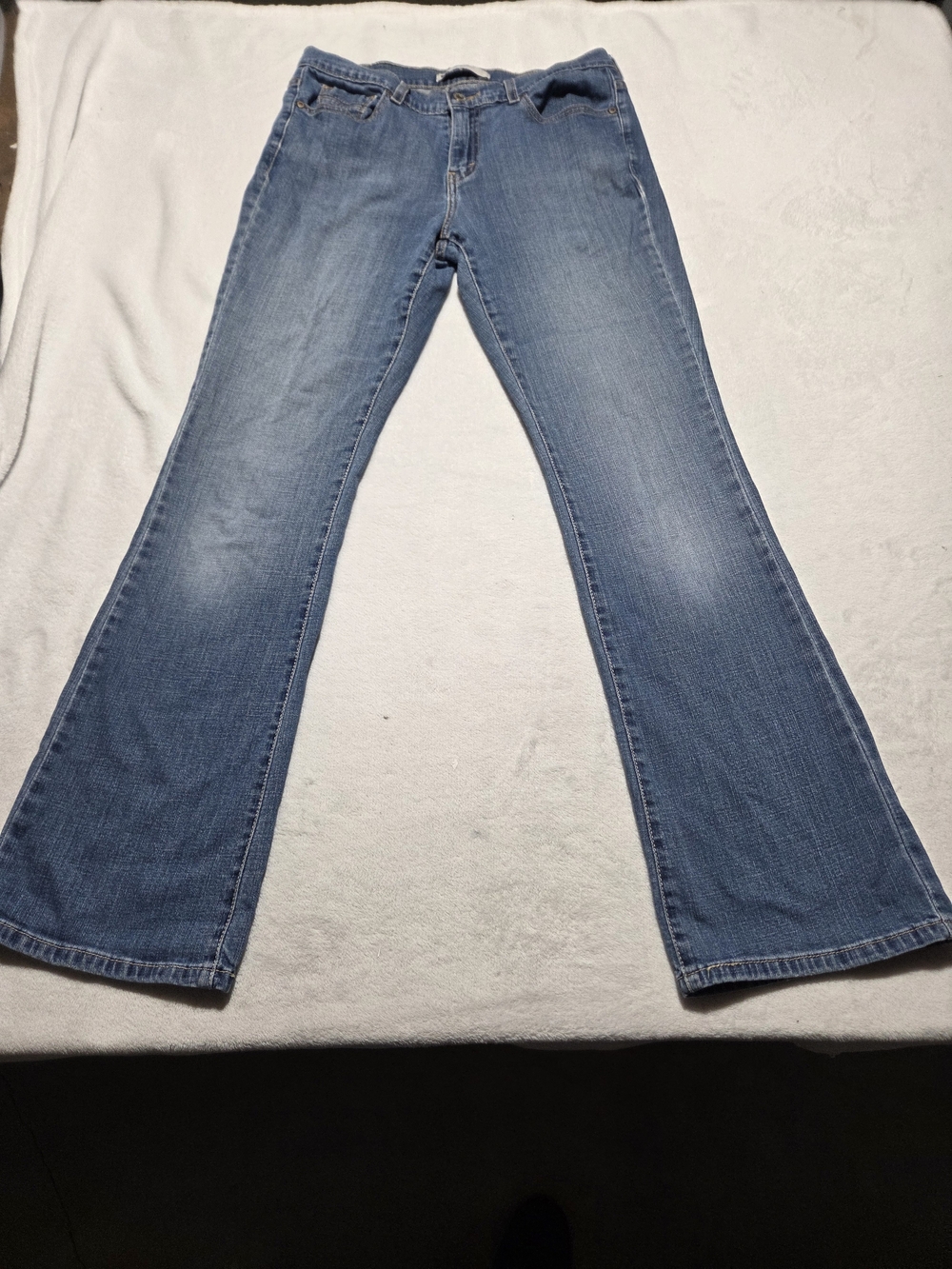 Levi's 515 Women's Size 8 Long Bootcut Blue Jeans Denim 31x33 Mid Rise